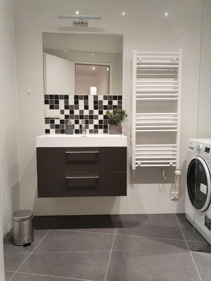 Smarte Dachgeschosswohnung Mit 2 Terrassen Direkt Am Hauptbahnhof Wenen Buitenkant foto